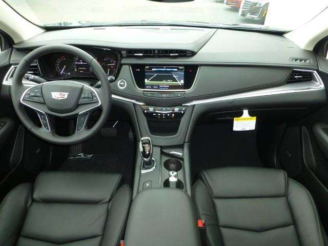 2017 Cadillac XT5 Premium Luxury 4dr SUV